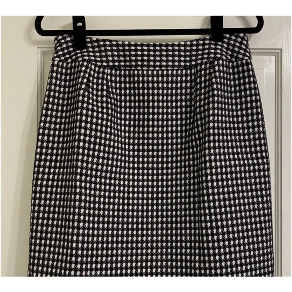 Ann Taylor Tweed Mini Skirt Black White Houndstooth A-Line Women’s Size 6 - Picture 9 of 9